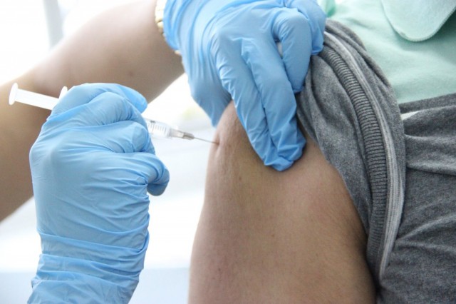 Vacinação contra gripe é estendida para todas as faixas etárias