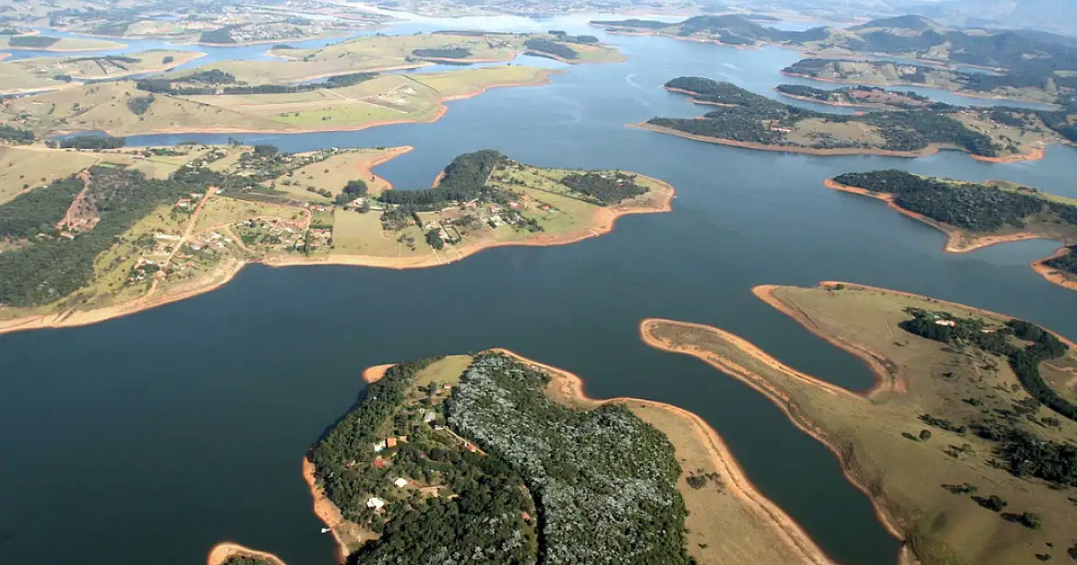 Volume total dos mananciais que abastecem a Grande SP cai para 33,5%, o menor desde 2015
