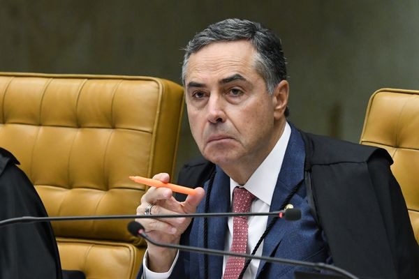 Em ano de eleições, ministro Barroso diz que prioridade é “saúde da população”