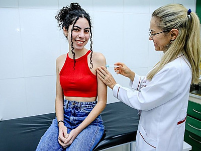 Mais de 1.400 doses da vacina contra a dengue foram aplicadas em Santana de Parnaíba