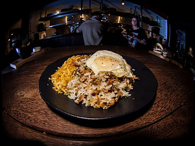 Cão Véio passa a oferecer almoço nos finais de semana