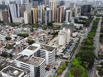 Alphaville: Segue como locomotiva econômica da região