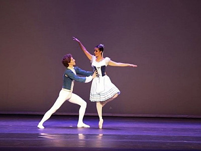 Espetáculo da Cia Ballet de Cegos será apresentado no domingo (10)