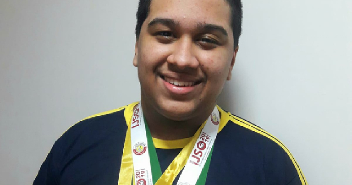 Aluno do Objetivo conquista medalha de ouro na Olimpíada Internacional de Física