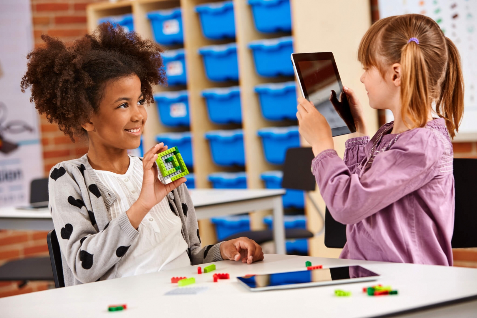 Cultura Inglesa inova com método Lego Education