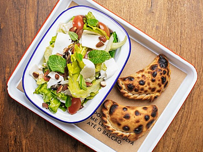 Paola Carosella lança novo sabor de empanada no La Guapa