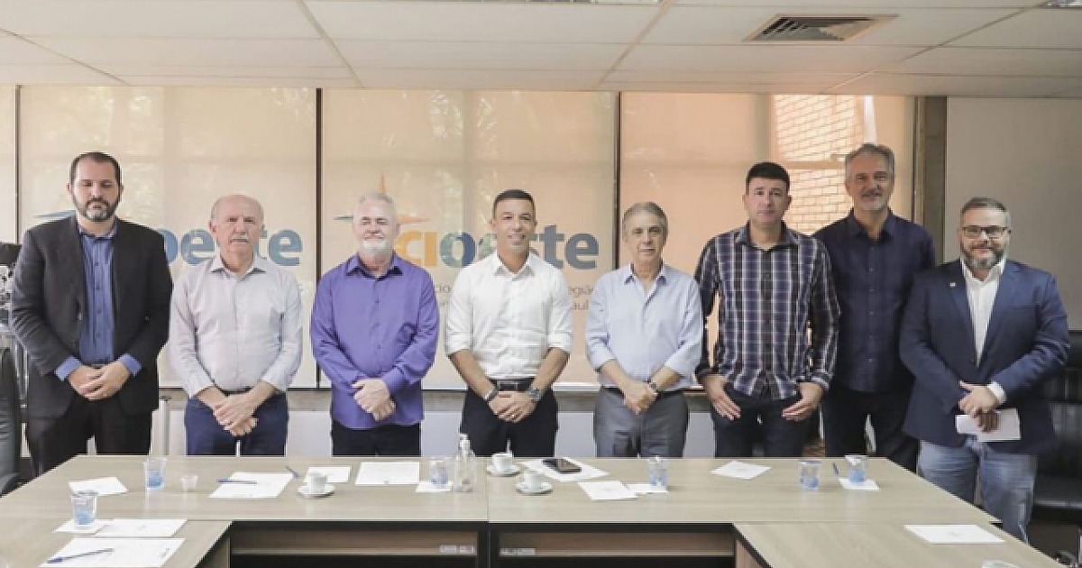 Prefeitos do Consórcio Intermunicipal se reúnem para discutir reforma tributária