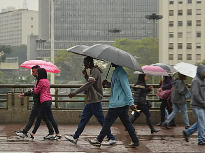 Temporais ganham força em Alphaville e região