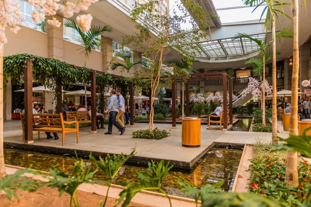 Mall cria estrutura exclusiva de delivery e oferece entrega gratuita para maiores de 60 anos