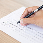 Enem 2025 tem início neste domingo (9); redação e 90 questões abrem a maratona de provas