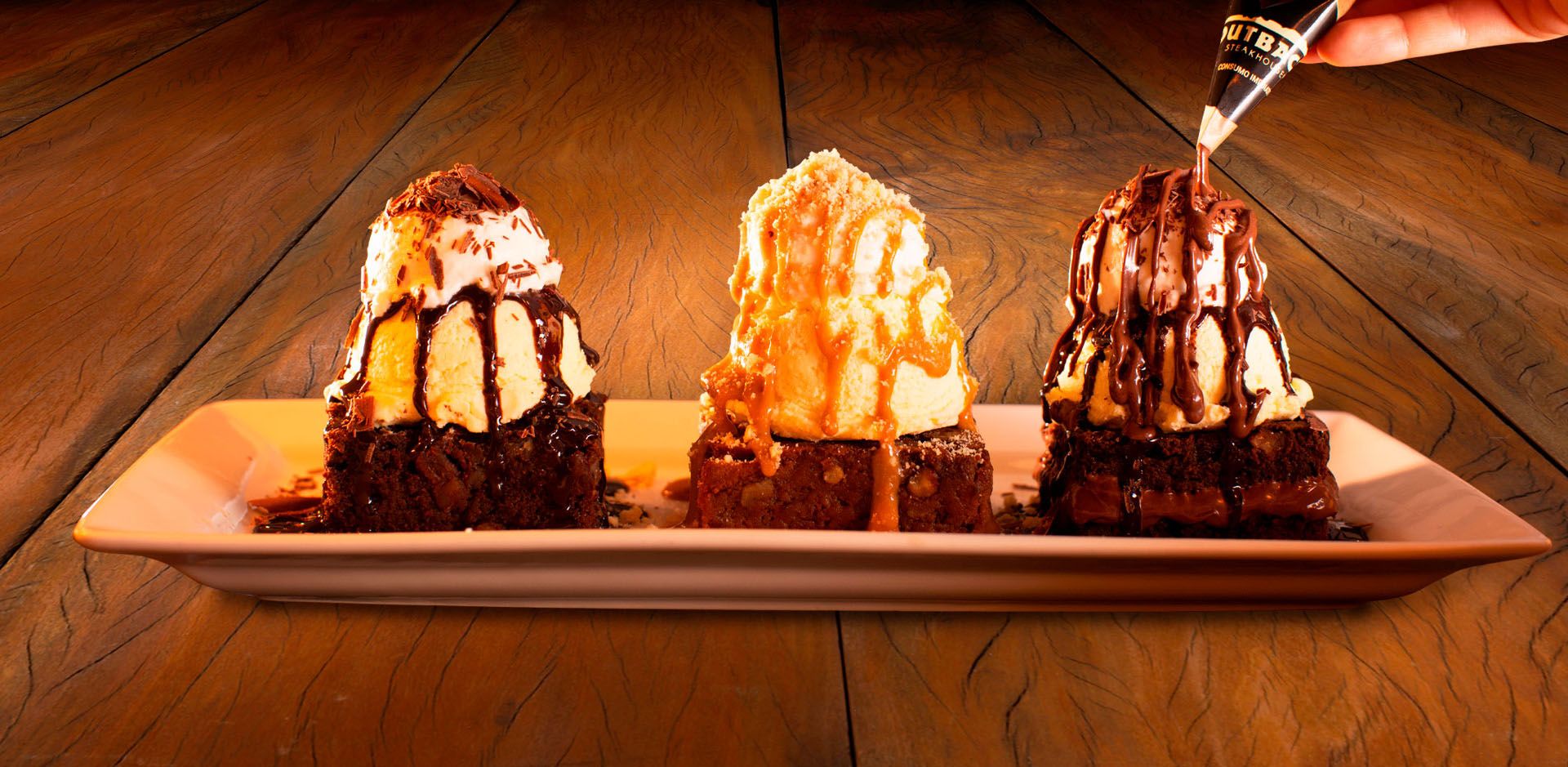 Outback celebra o Dia do Sorvete com Thunder Trio