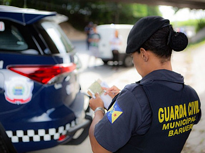Para aumentar sensação de segurança, Barueri cria Vizinhança em Guarda