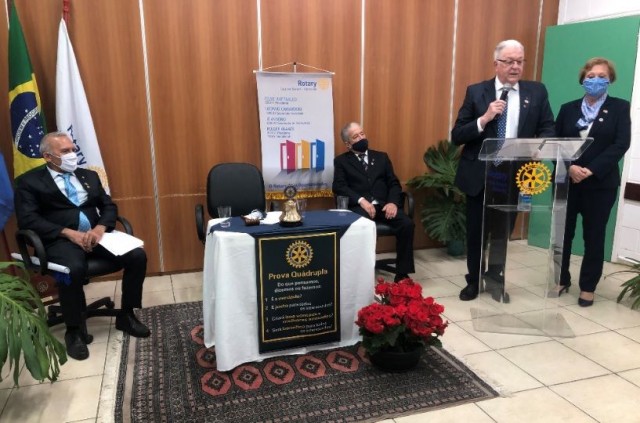 Rotary Club de Barueri Alphaville empossa novo presidente