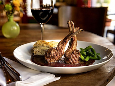 Mercearia do Conde celebra final de semana dos namorados com menu especial