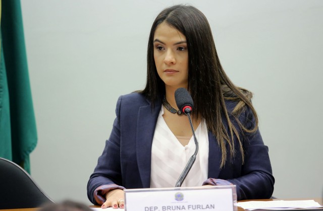 Bruna defende General Juarez e ‘enfrenta’ Jair Bolsonaro