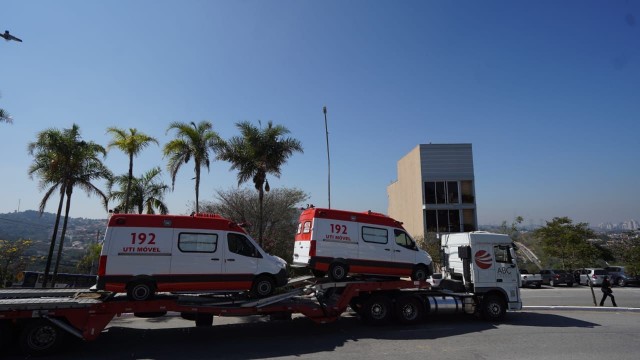 Parnaíba recebe doação de duas ambulâncias