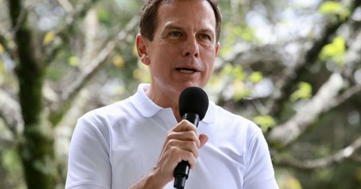 Governo de SP anuncia aplicação da quarta dose da vacina contra a Covid-19 em idosos acima de 80 ano