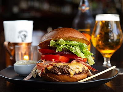 Restaurantes de Alphaville celebram Dia do Hambúrguer com ações especiais