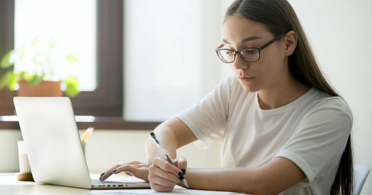 Evento do Curso Anglo ajuda estudantes na escolha da carreira