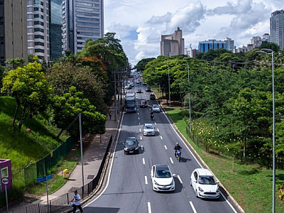 Municípios registram queda no número de multas aplicadas por conduzir veículo sem licenciamento