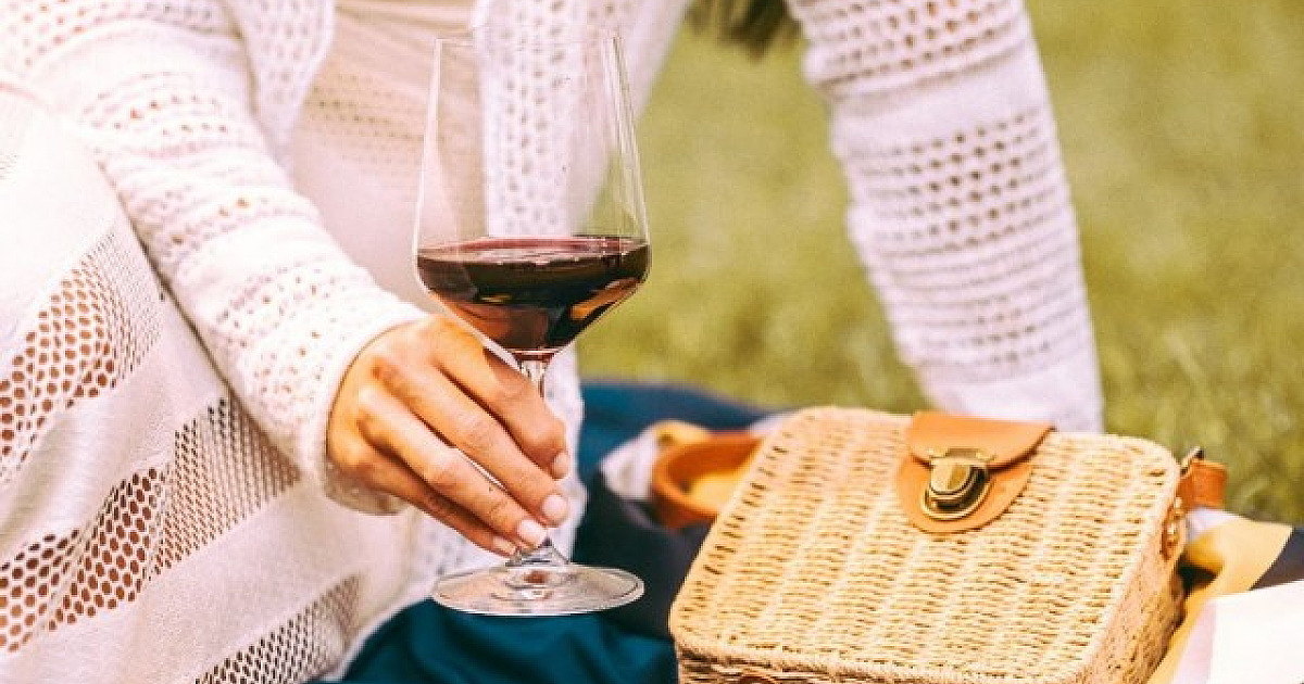 Grand Cru inicia 2025 com descontos de até 40% em rótulos renomados