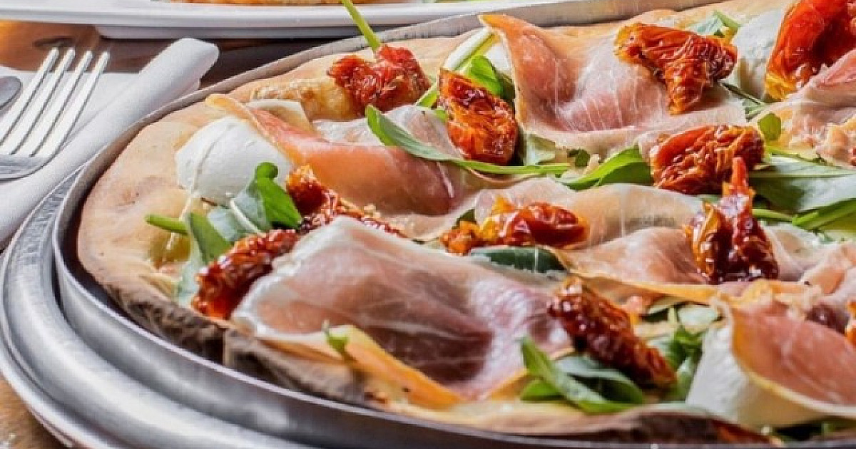 Com 78 anos de história, Pizzaria Paulino chega a Alphaville