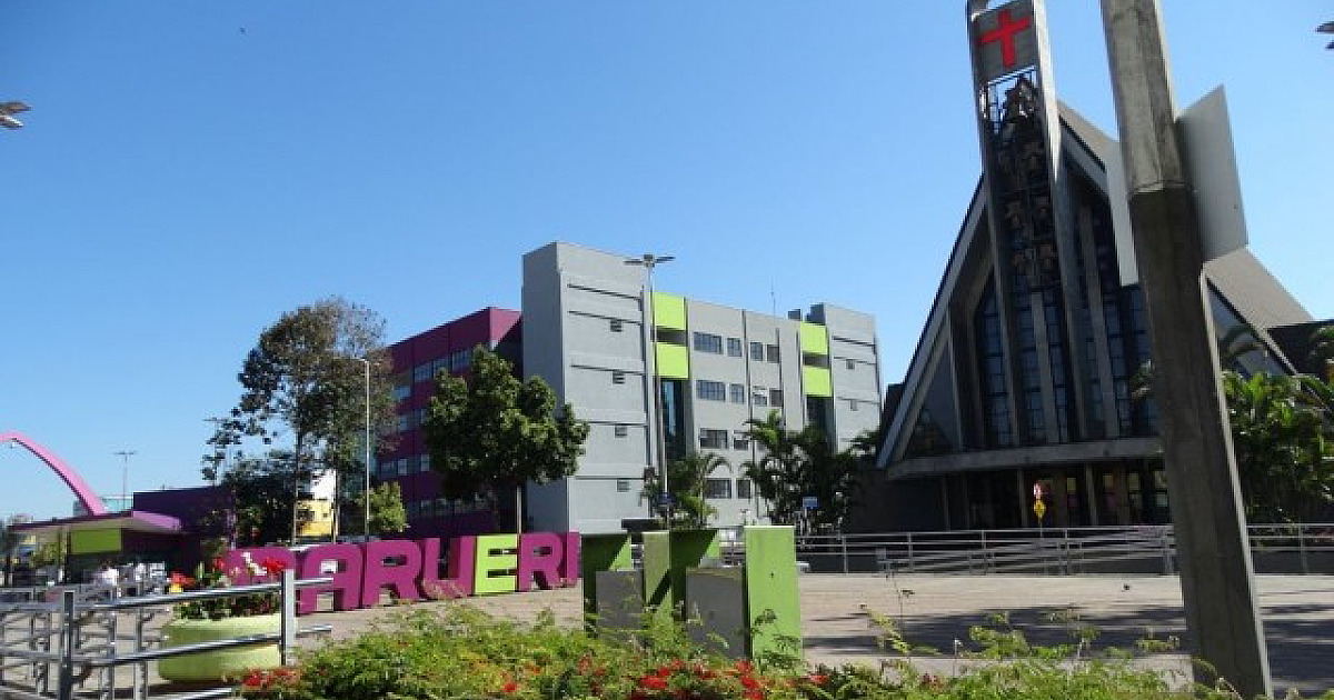 Confira o que abre e fecha no feriado da Proclamação da República