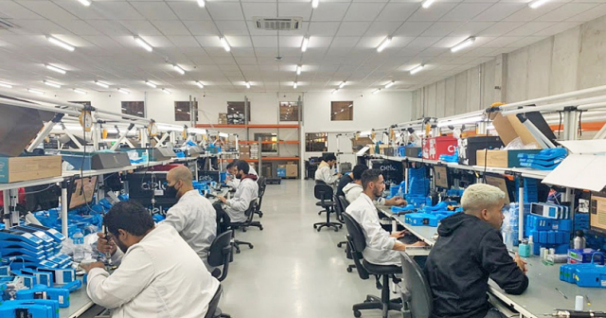 Positivo Tecnologia inaugura unidade em Barueri