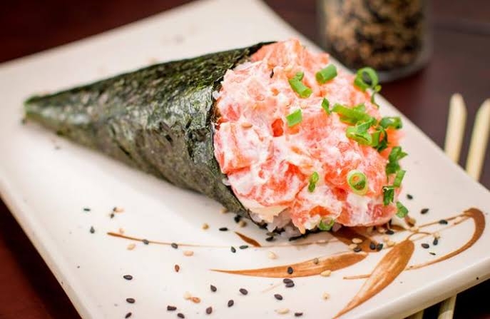 Jin Jin promove Yakisoba e Temaki pela metade do preço na sexta (29)