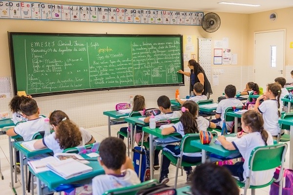 Ao contrário do País, municípios têm boas médias em matemática e português