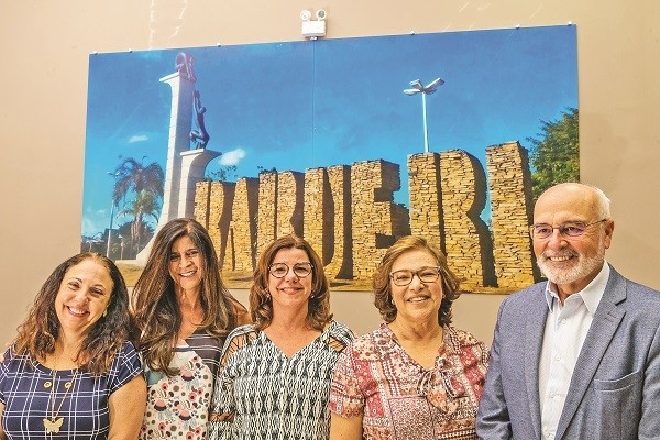 Rede Social completa 15 anos com metas especiais