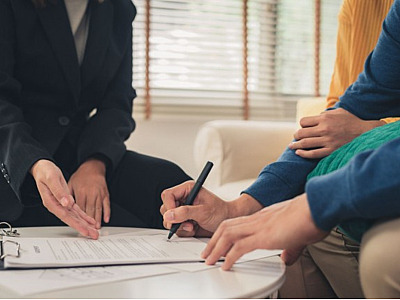 Momento é bom para investir no setor de imóveis, diz especialista