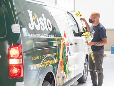 100% digital, Justo Supermercados chega a Alphaville com novo conceito