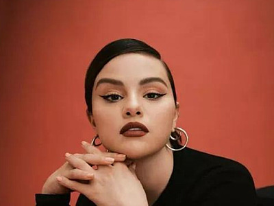 Marca de cosméticos de Selena Gomez chega ao Brasil