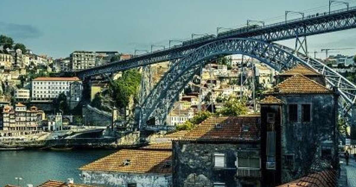 Momento não é bom para comprar imóveis em Portugal