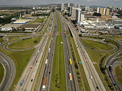 Volta do feriado deve ter fluxo intenso das 11h às 21h