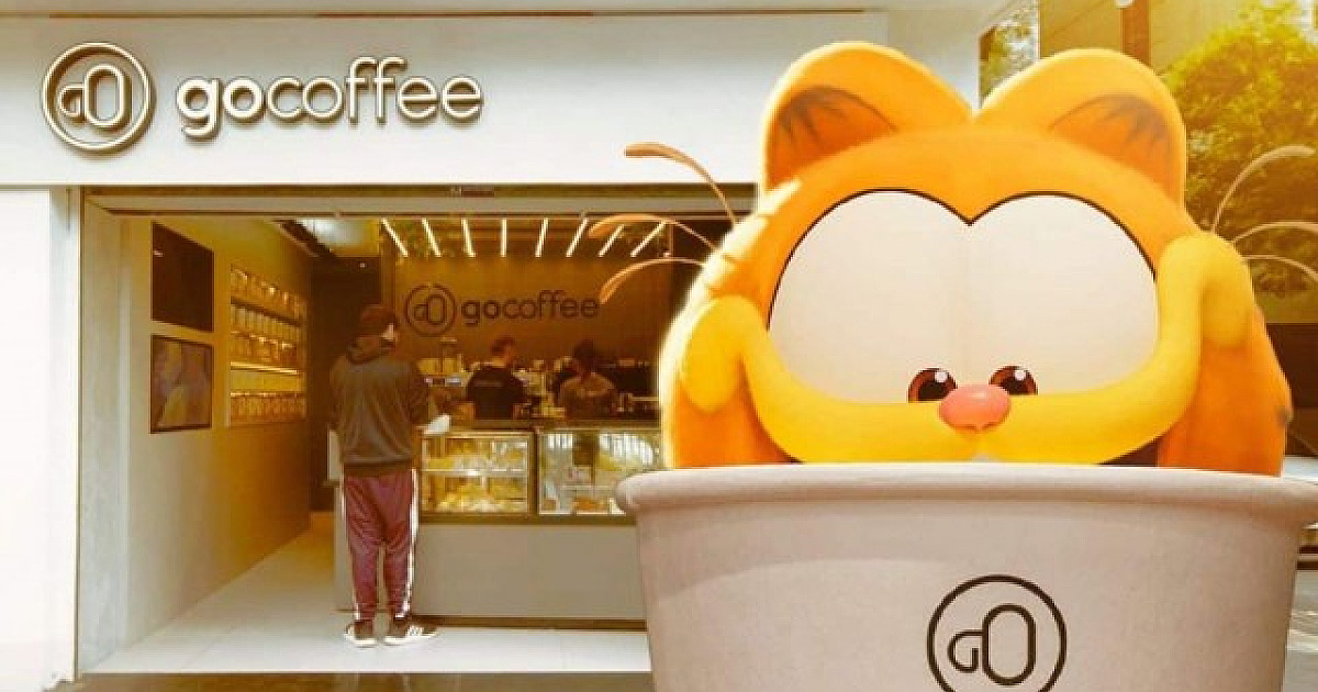 Go Coffee Alphaville aposta em bebidas e copos colecionáveis inspirados em Garfield