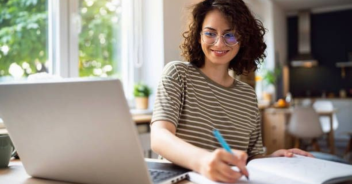 CIEE oferece mais de 40 cursos gratuitos de férias