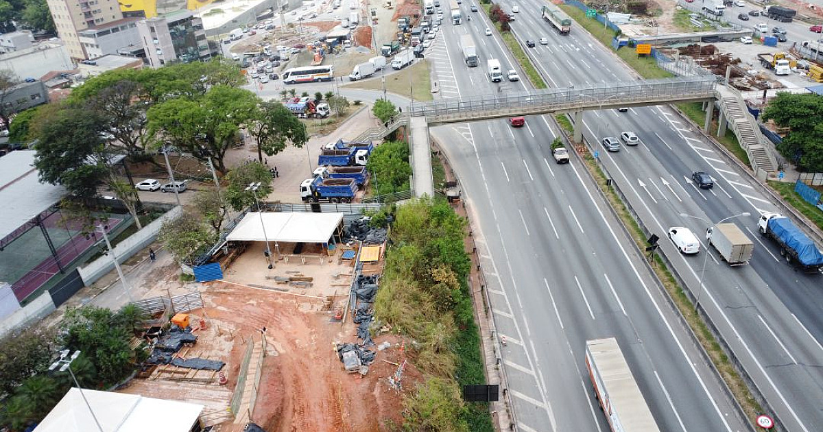 Obras na Castello Branco: faixa da pista Leste ficará interditada até dezembro em Barueri