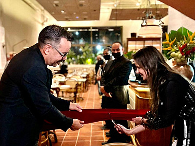 Camponesa abre restaurante da rede de olho na retomada do setor