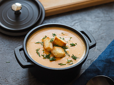 4 opções de sopas e cremes para aproveitar nos dias frios