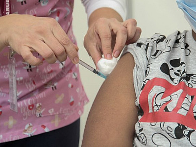 Municípios seguem com vacinação contra a Covid-19 na população infantil