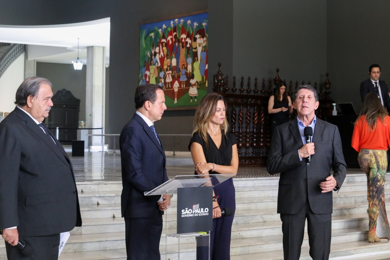 SP faz parceria com operadoras de celular para divulgar informações de combate ao coronavírus