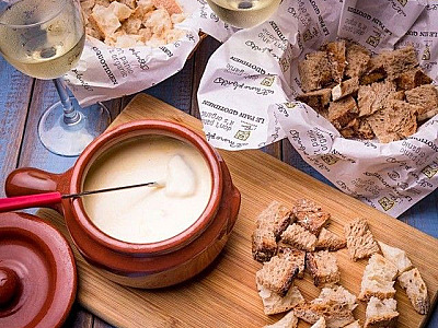 Le Pain Quotidien anuncia desconto especial no fondue de queijo