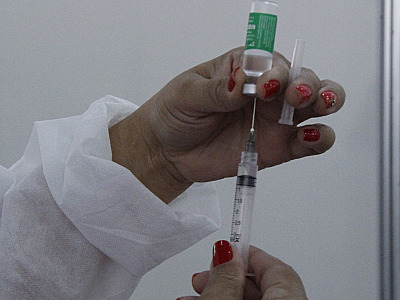 A partir desta segunda-feira (3), Barueri vacina contra a COVID-19 idosos com mais de 60 anos