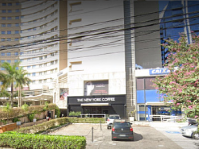 Morador de Alphaville é assaltado em estacionamento
de café na Al. Rio Negro