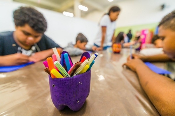Campanha Dezembro Roxo incentiva doação do IR para a Infância e Juventude