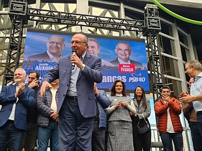 Disputa eleitoral se acirra em meio às projeções para 2024