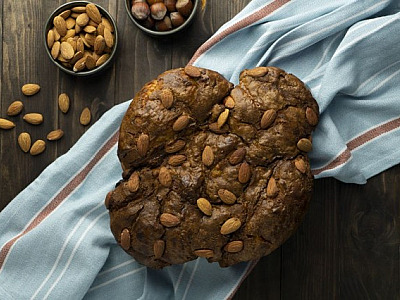 ONG Rainha da Paz realiza venda de colomba pascal