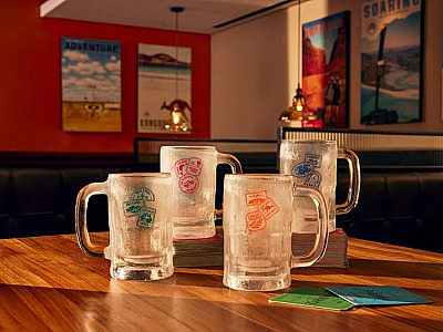 Outback relança canecas colecionáveis e oferece edição personalizada com histórias de clientes